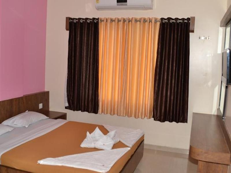 Sai Palkhi Otel Shirdi Dış mekan fotoğraf