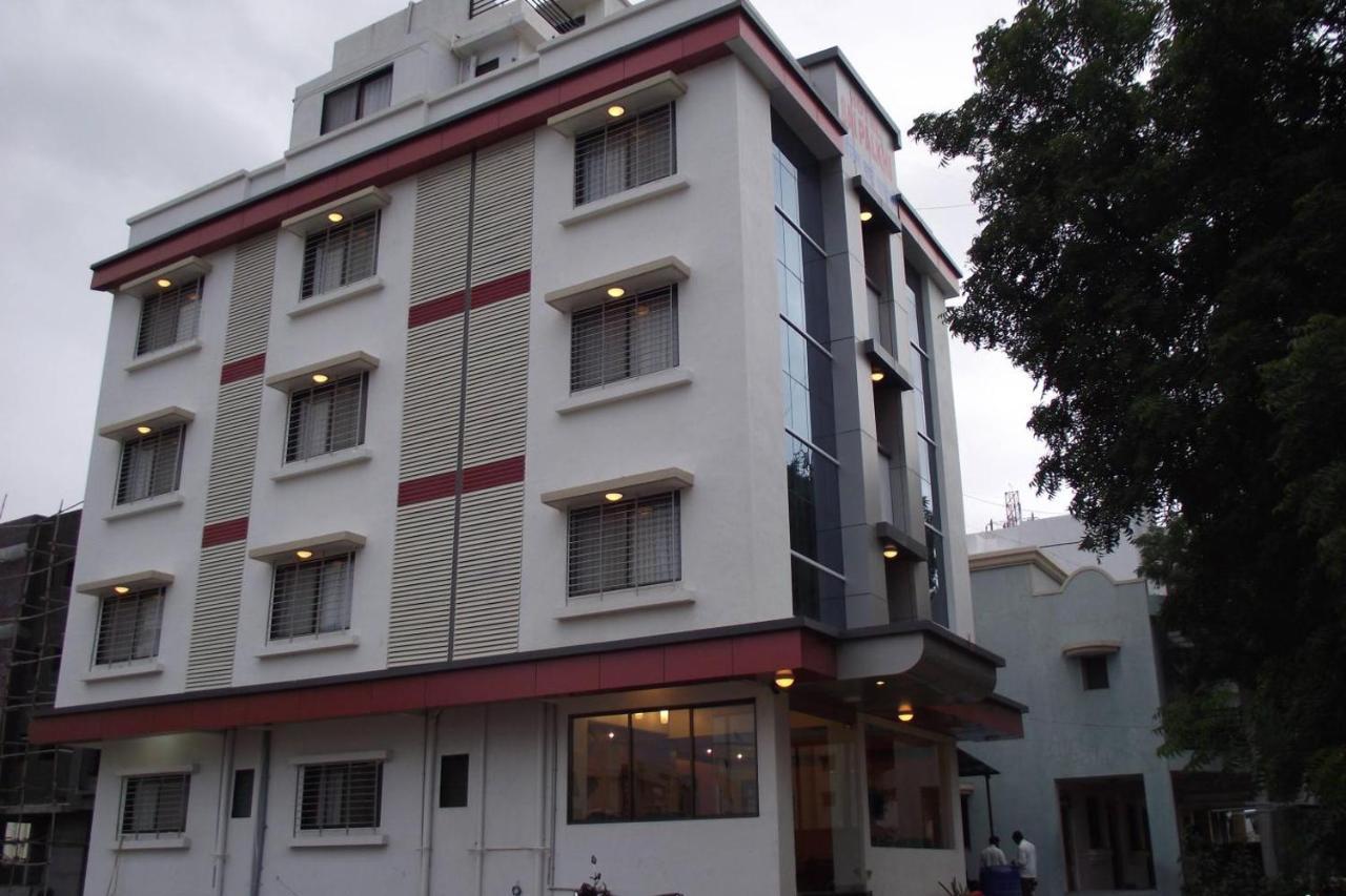 Sai Palkhi Otel Shirdi Dış mekan fotoğraf